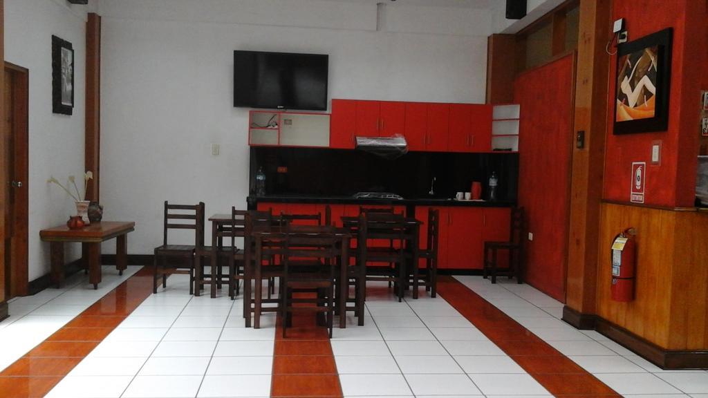Hostal Yaki Ліма Екстер'єр фото